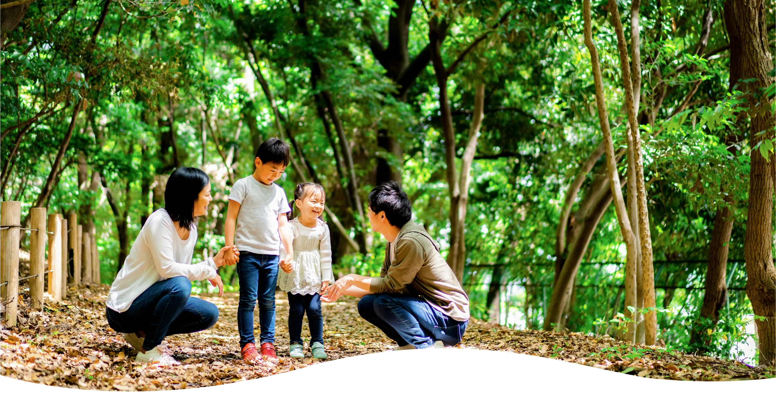 新千歳から30分で森へ、子どもの好奇心が育つキャンプ場。