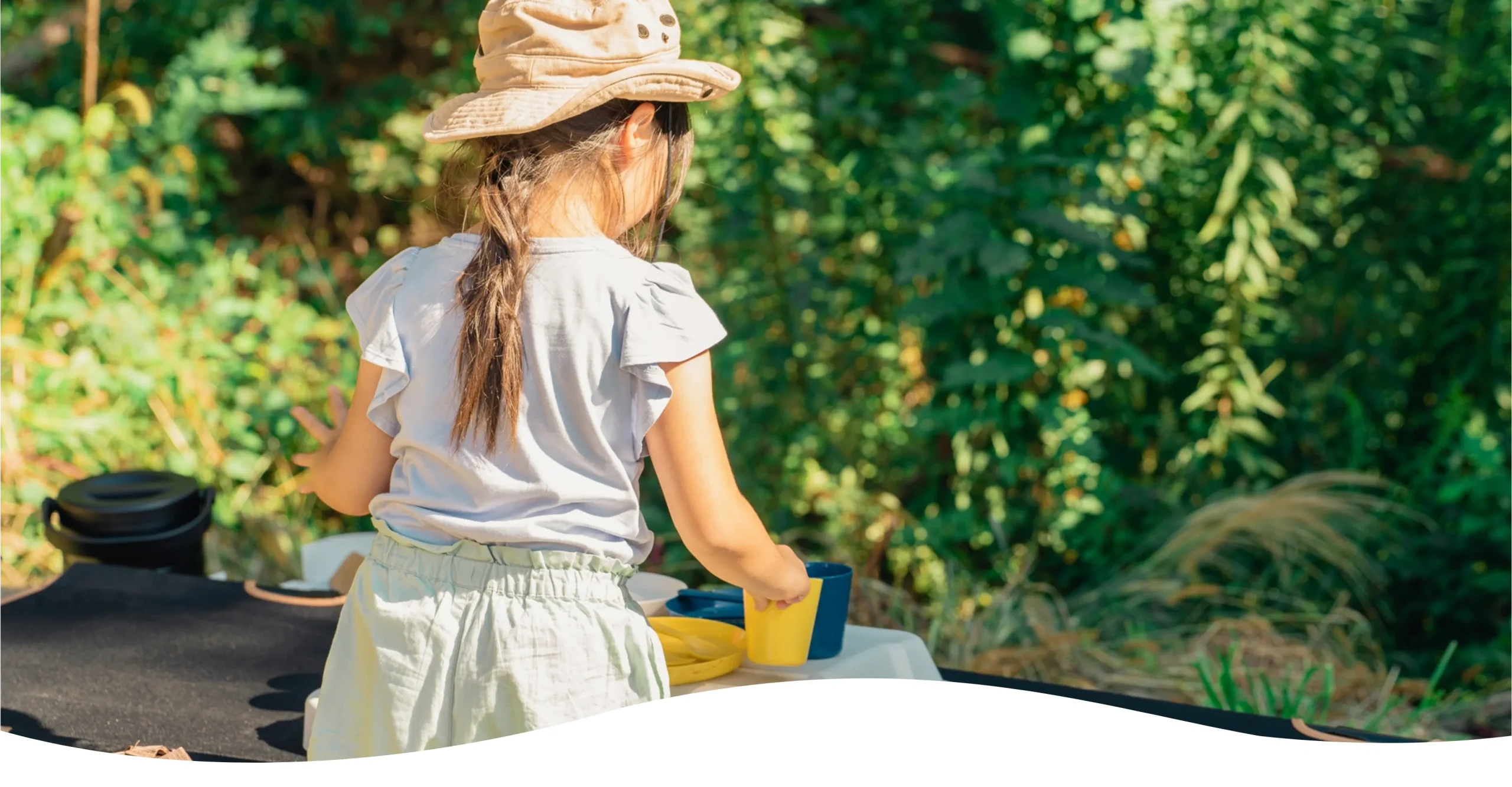 新千歳から30分で森へ、子どもの好奇心が育つキャンプ場。